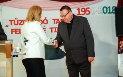 Pro Comitatu díjat kapott dr. Garancsi László encsi főesperes