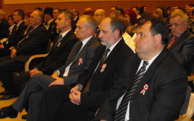 NEMZETI ÜNNEP ENCSEN