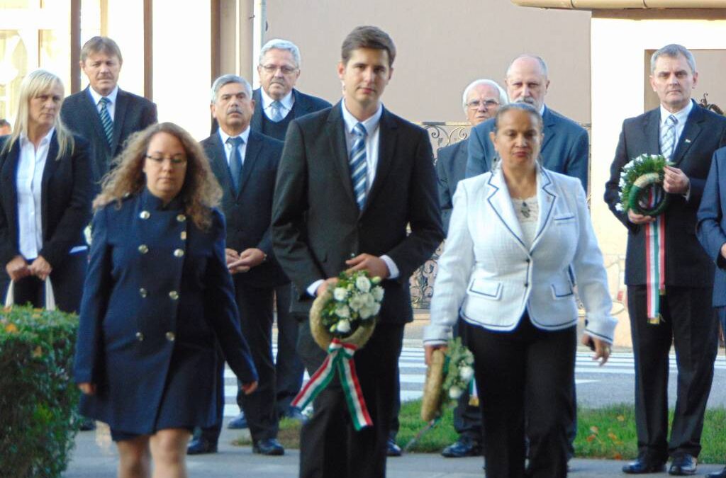 MEGEMLÉKEZÉS NEMZETI ÜNNEPEN