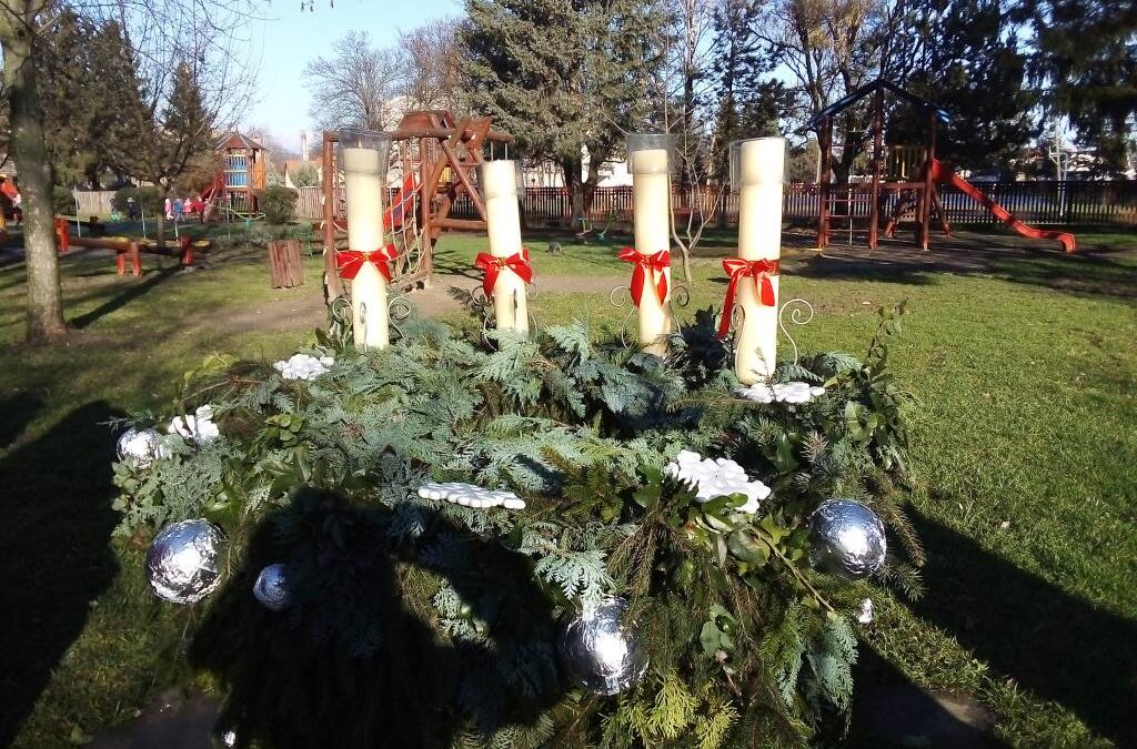 Adventi gyertyagyújtás az óvodában