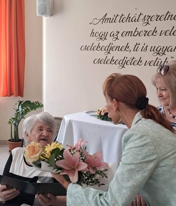90. születésnap köszöntése