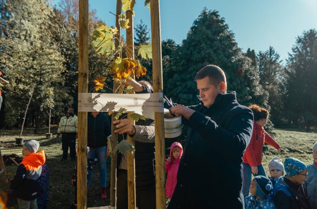 Újabb fákkal gazdagodott Encs