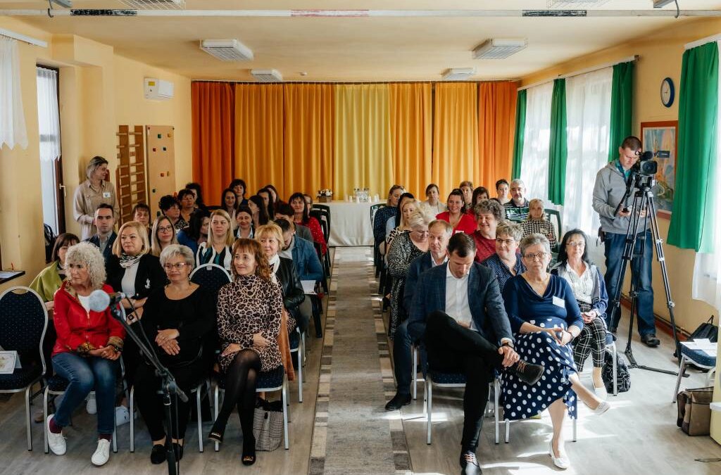 Miből lesz a cserebogár? Szakmai nap a Csoda-Várban